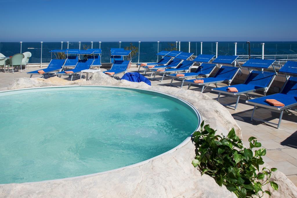 Hotel International Gabicce Mare Exterior photo