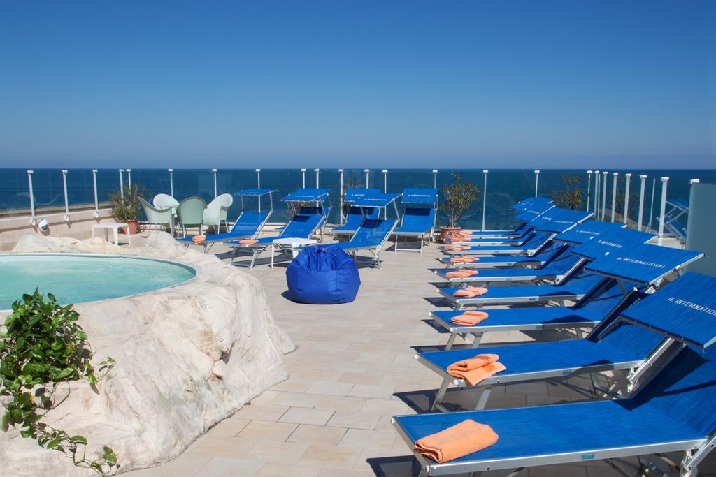 Hotel International Gabicce Mare Exterior photo